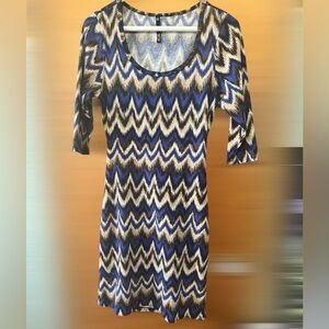 Love Culture Zigzag Patterned Long Sleeve Dress